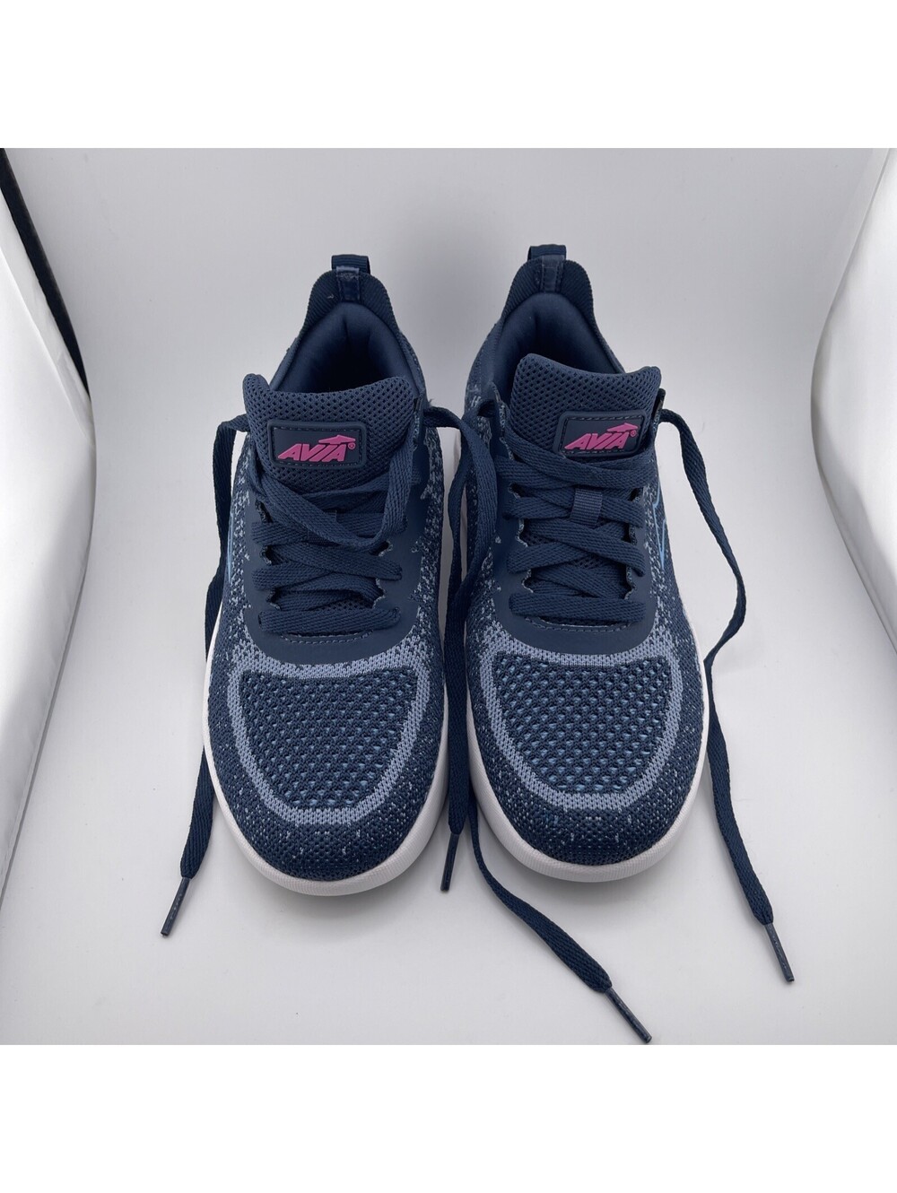 AVIA Blue Women’s Sz 6 Athletic-Walking/Running Sneaker Lace Up odor control